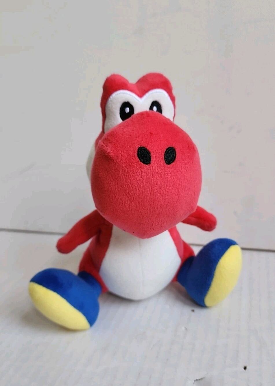 GENUINE Super Mario Bros Red Yoshi Stuffed All Star Plush Good Condition Clean